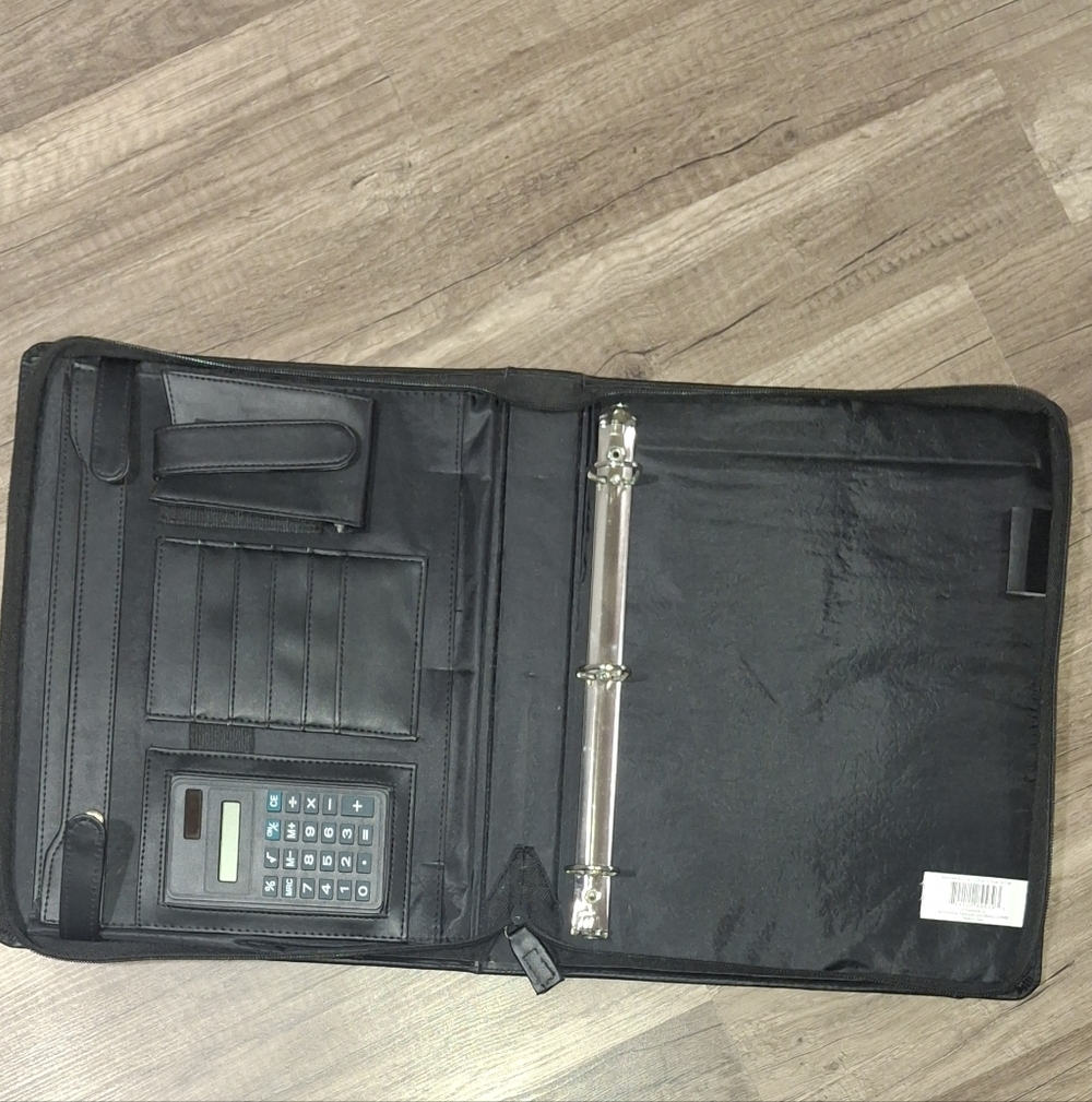 Black Zippered Portfolio Binder with Calculator